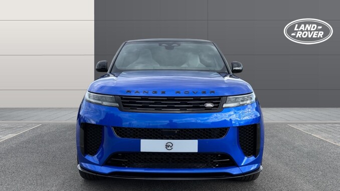 Land Rover Range Rover Sport 4.4 P635 V8 SV Ultimate Edition 5dr Auto Petrol Estate - Image 7